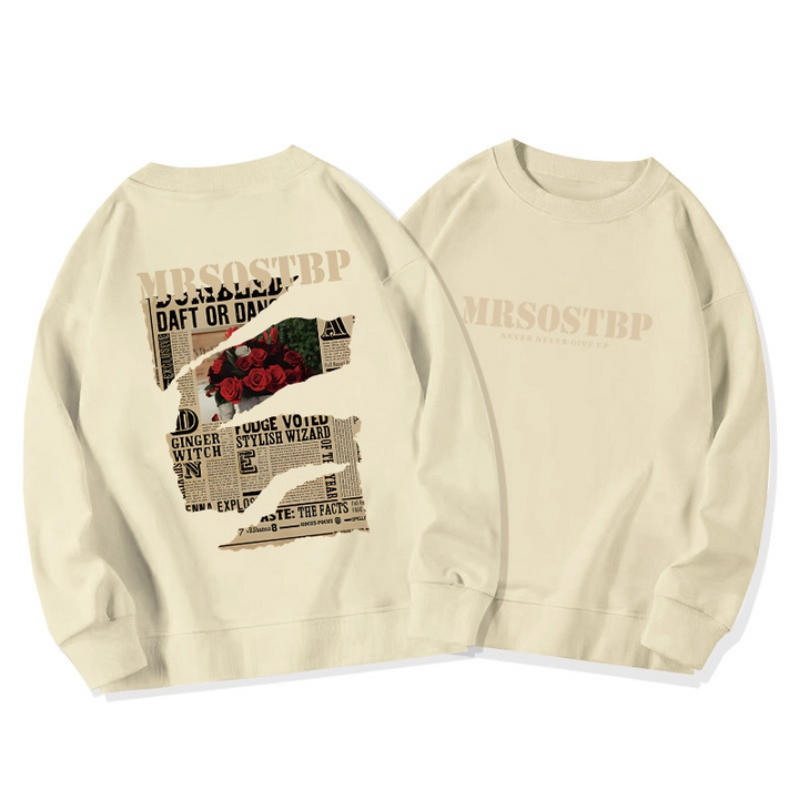 Vintage Rose Newspaper Print Sweatshirt 🌹